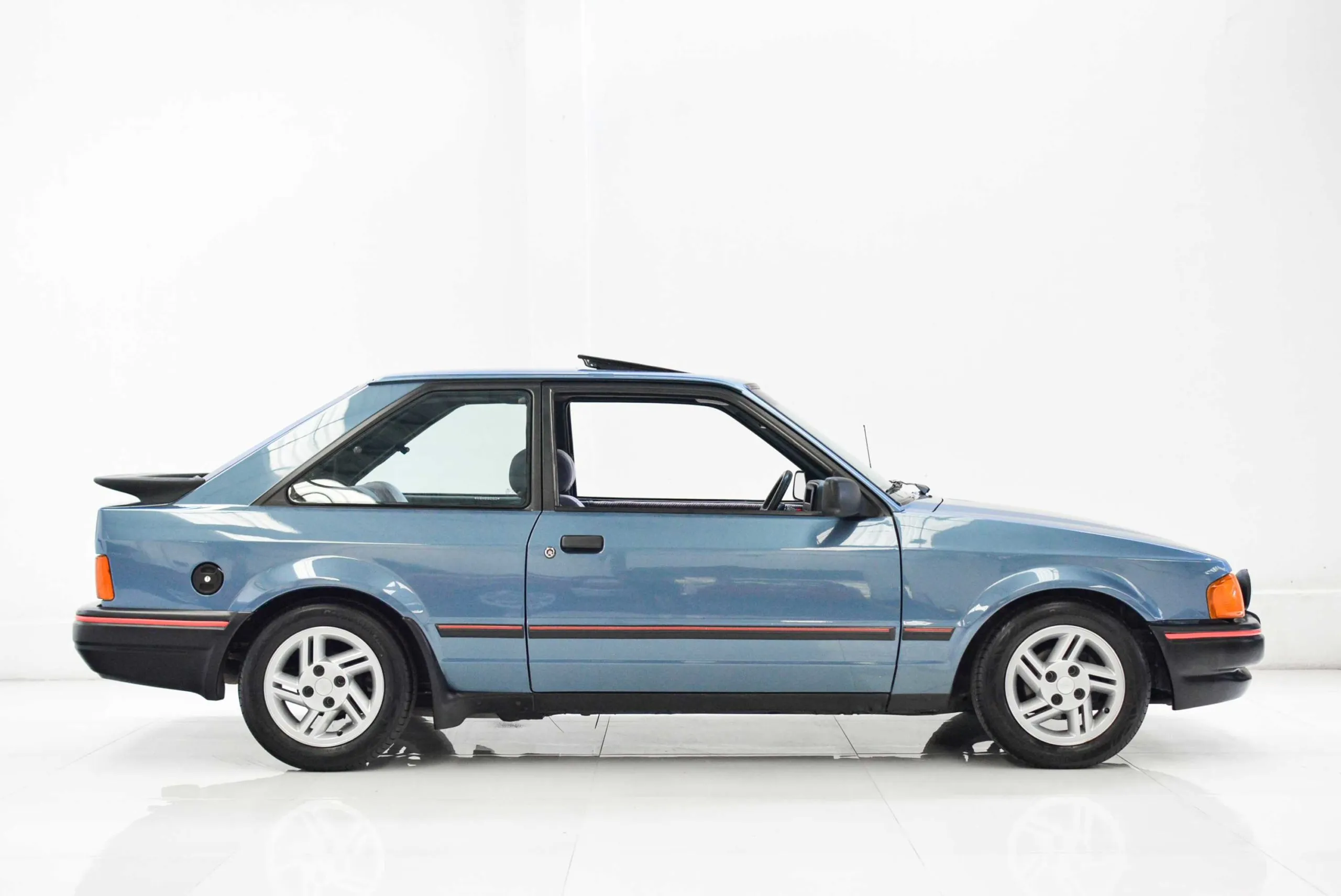 Ford Escort XR3 1989 visto externamente