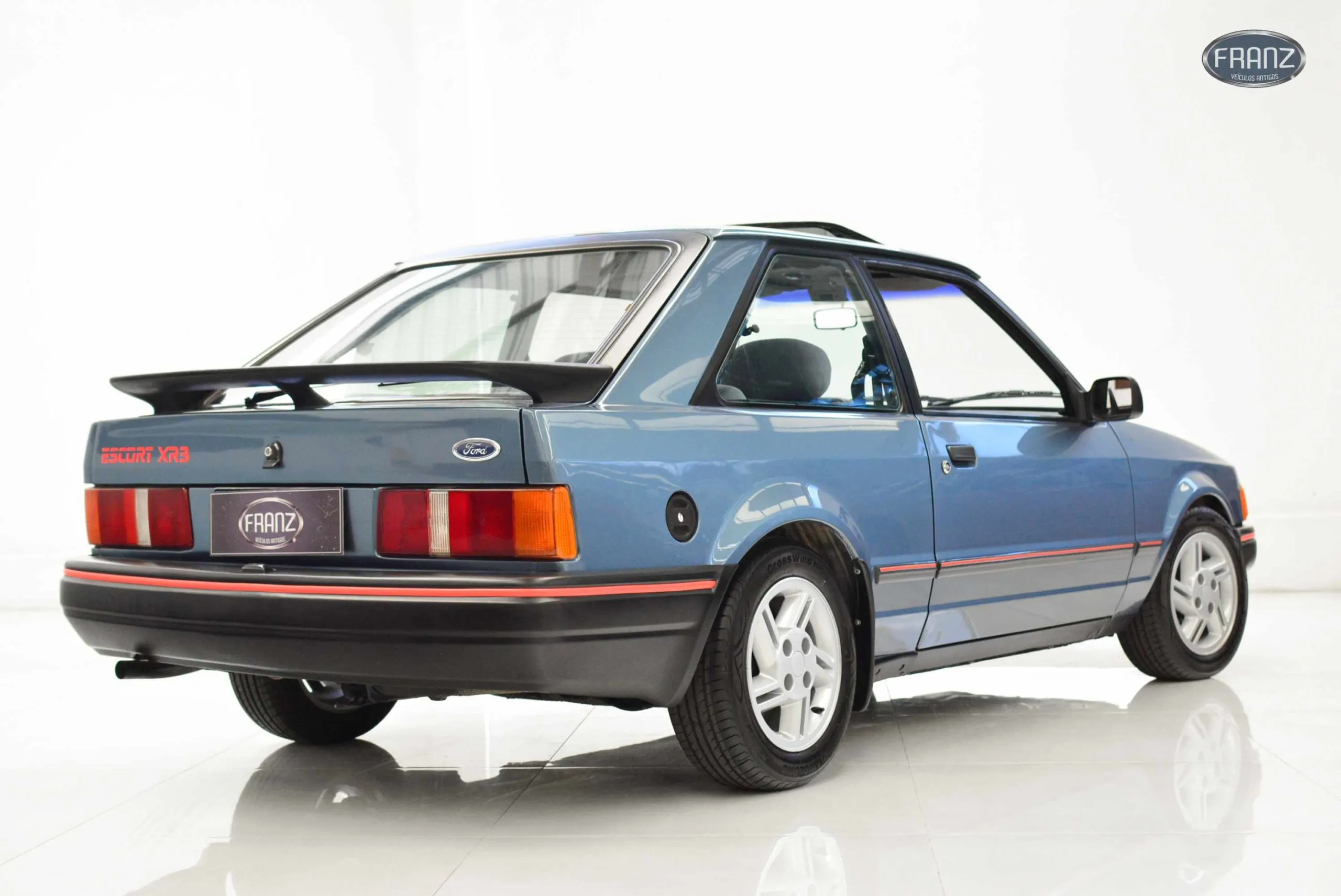 Ford Escort XR3 1989 preservado como carro de coleção